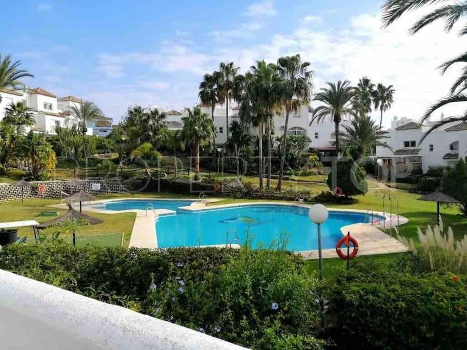 Front Mer - Sublime Appartement Moderne Et Confortable Estepona Eksteriør bilde