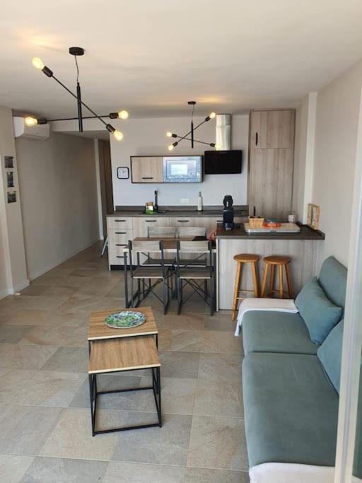 Front Mer - Sublime Appartement Moderne Et Confortable Estepona Eksteriør bilde
